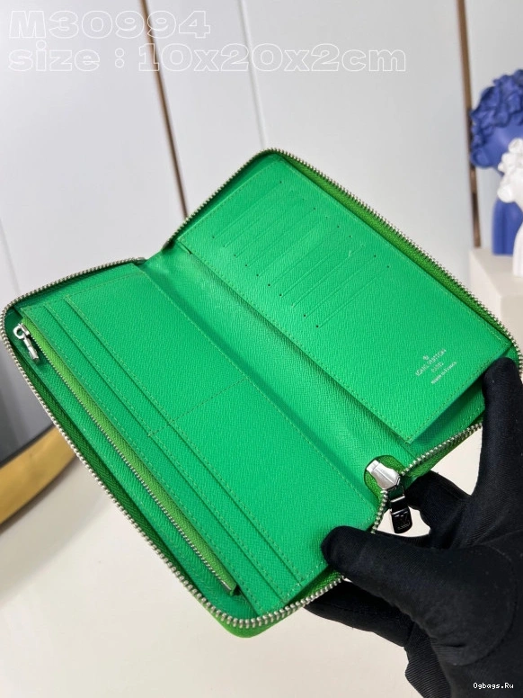 LOUIS WALLET-10*20*2 cm VUITTON ZIPPY 0114